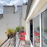 Hotel Mom'art Paris